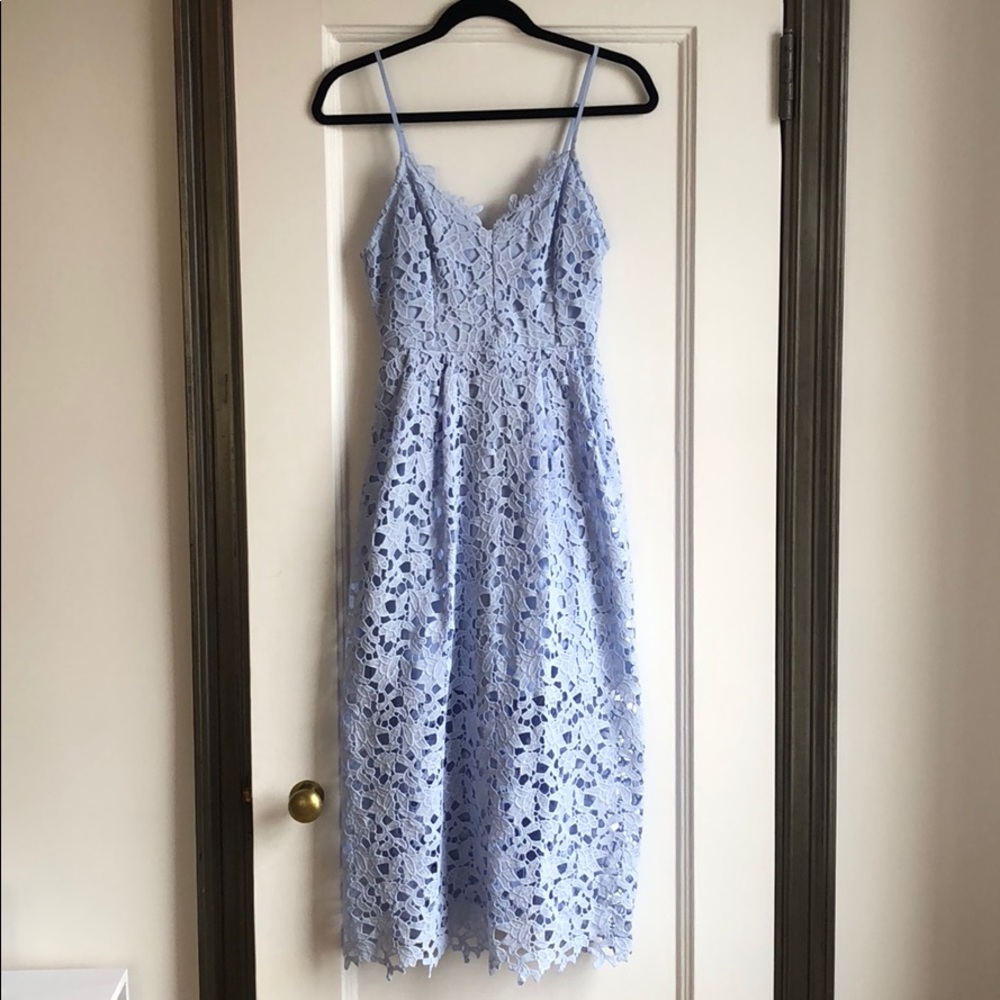 Astr the label lace midi dress